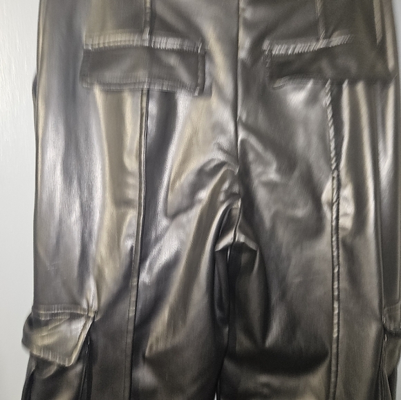 Forever 21 Womans Faux Leather Pants Size S - Picture 9 of 12